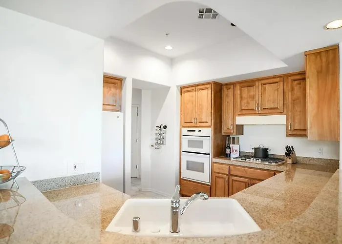 Spacious 3br W Mountain Views, Pool & Private Garage Near Scottsdale * Fountain Hills